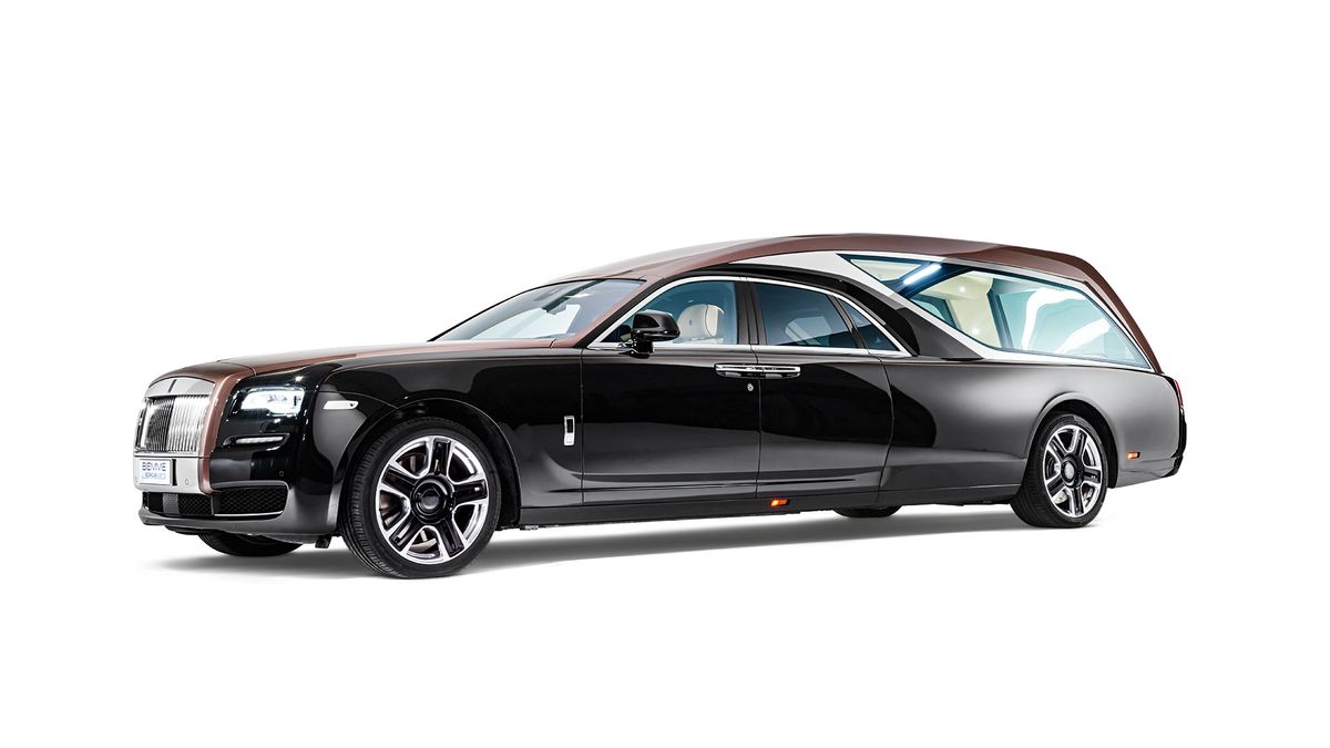 Rolls-Royce Ghoster slibuje luxusní svezení i na poslední cestě